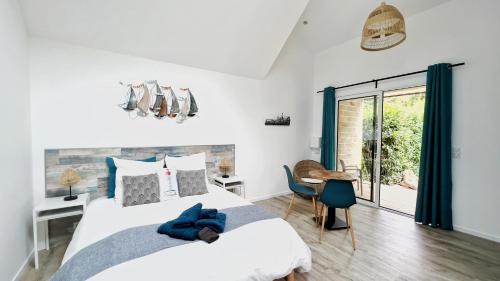 Clohars-Fouesnant Bed & Breakfast | Les Vestiges du jour - Jacuzzi Spa