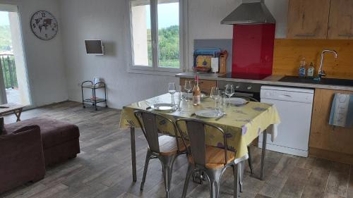 Sarras Apartment | les vignes Ardéchoises - Amandier
