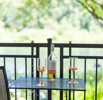 Woodland Hotel | Lewis River Inn