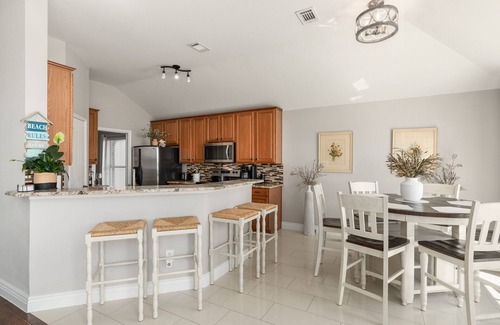 Little Elm House | Lewisville Lakefront Home-hot tub-near Frisco/Dallas-Texas/Omni PGA Golf Course