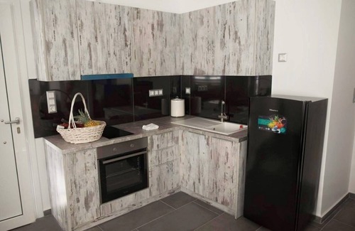 Agios Onoufrios Apartment | Lf Suites