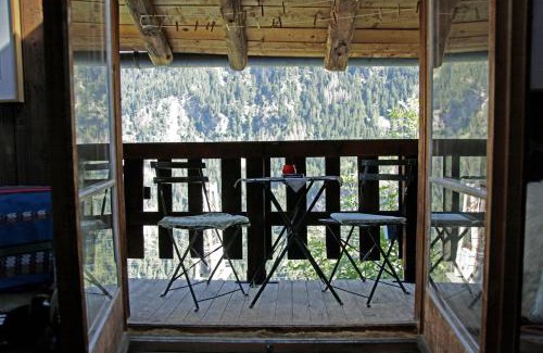 Le Tretien Ski Chalet | Lieu Secret dans les Alpes Suisses