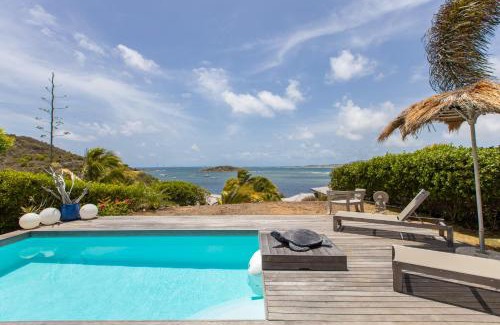 Bellevue Villa | Life Is Good In Cul De Sac