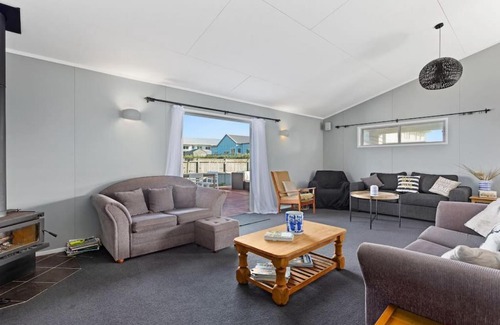 Waiotahi House | Lifes a Beach at Waiotahe Beach Estate