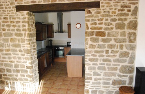 Chalandrey House | Light and airy bungalow with large terrace & heated outdoor pool