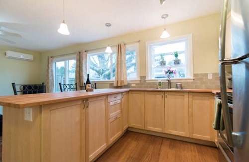 Woodstock House | Light and bright family-friendly cottage