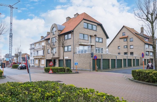 Middelkerke Apartment | Light-Filled Flat Near Beach