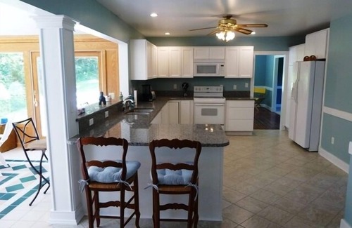 Edinburg House | Light of the Valley River | 0 Bed, 2.5 Bath