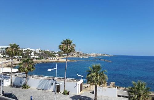 Paphos Apartment | Lighthouse by the Sea Lovely 2Bdr Apartment