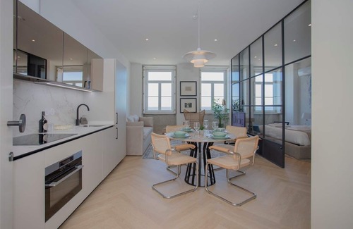 Foz do Douro Apartment | Liiiving in Porto| Luxury Beachfront Apartment III