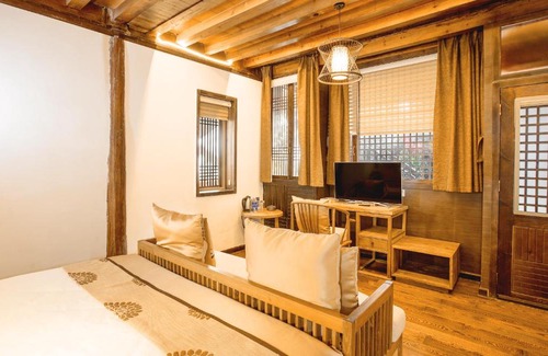 Shuhe Old Town Hotel | Lijiang Cheriton Hotel