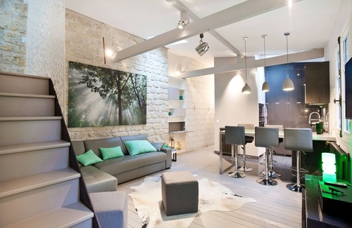 L'Europe Apartment | Like a house, fantastic loft style apartment * ideal for a family*