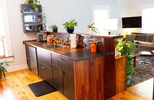 Durham Other | Lil' Bull Bungalow- walk to Duke, Downtown Durham & Food