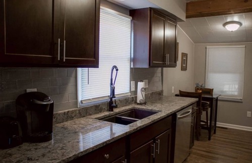 Akron House | Lil' Lake House - Dog and Family Friendly, 2 BR