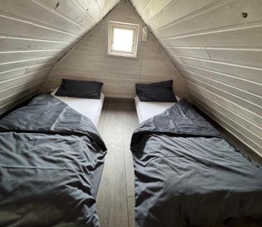 Re Municipality House | Lille huset