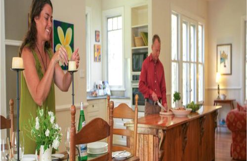 Lovedale House | Lillians on Lovedale
