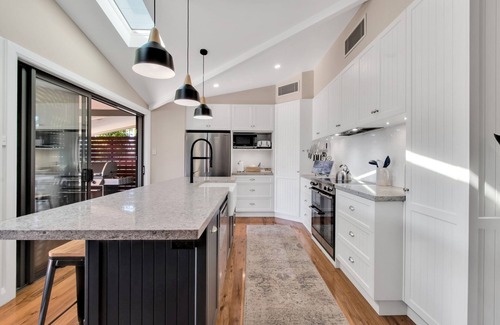 Turvey Park House | Lilly Pilly House luxury and convenience