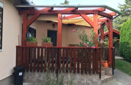 Balatonvilagos House | Lily House
