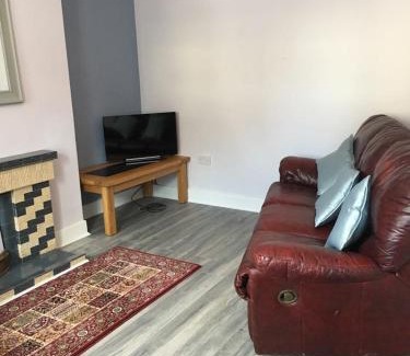 Manorhamilton House | Lily's