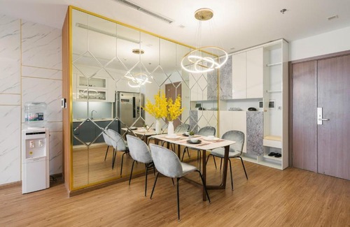 Ngoc Khanh Apartment | Lilyhome - Vinhomes Metropolis Apartments Deluxury