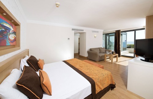 Kiris Resort | Limak Limra Hotel & Resort