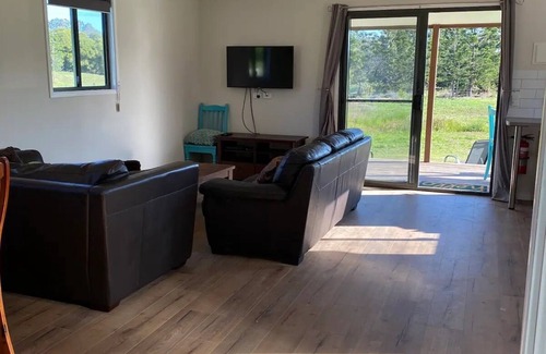 Pinbarren Cabin | Lime Lodge Farmstay-Families-Horse Riders-Nature