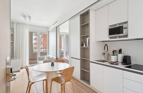 Gioia Apartment | Limehome Milan via Stresa