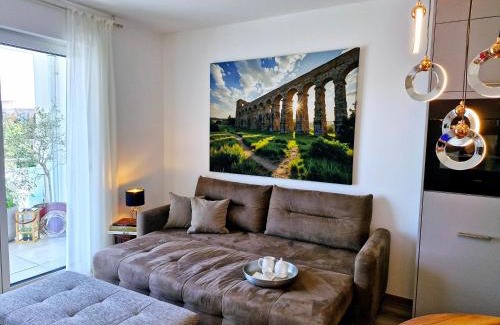 Niedernberg Apartment | Limes2Living-Loggia-Self check-in-Gratis parken