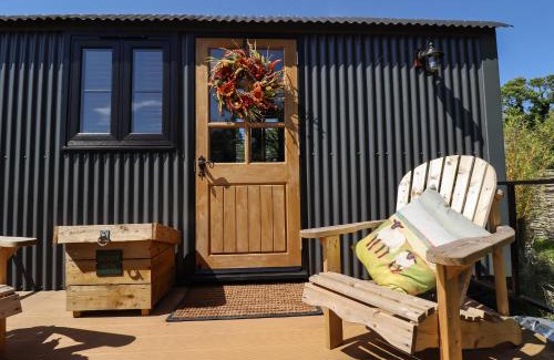 Retford House | Limetree Luxury Glamping Southdown