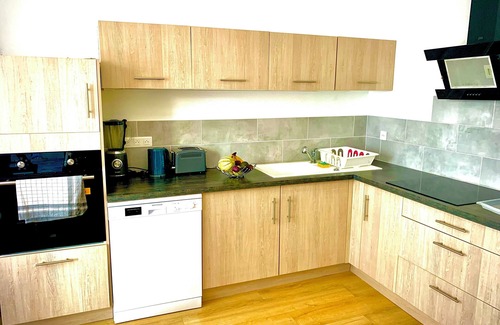 Sarrebourg Apartment | Lindémodable! Appartement Spacieux, Rénové et Lumineux Avec 2 Chambres!