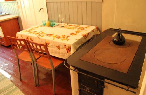 Parnu County Apartment | Lindi kooli kohvik