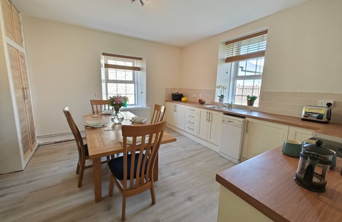 Berwick-upon-Tweed House | Lindisfarne Lodge - Beal