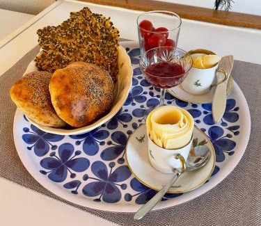 Lervik Bed & Breakfast | Linds Bed and Breakfast