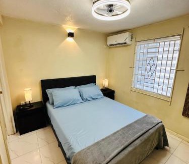 Snow Hill Apartment | Ling Ling Room - Ferdie's Place