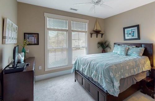 St. James Apartment | Linger Longer