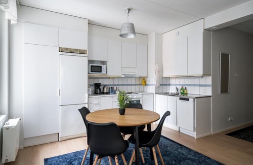 Kallio Apartment | Lintu38, Free parking, Metro Nearby, Netflix