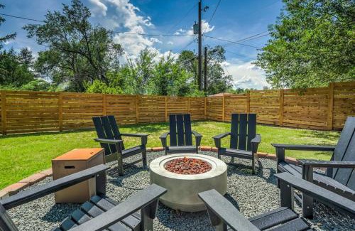 Central Colorado Springs House | Lion Lodge - Prime Spot Game Room Hot Tub Fire Pit