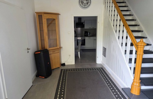 Strenglin Villa | Lion villa