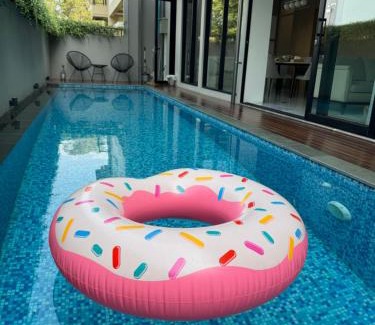 Padalarang Villa | Lioravilla21 KBP with private pool,very comfortable and cozy,near WHOOSH and WAHOO