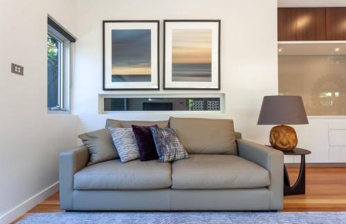 North Sydney House | Little Alfie, North Sydney Isyd