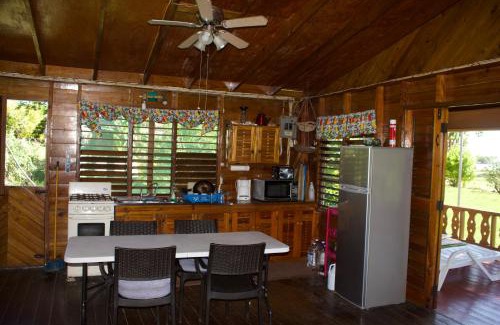 Little Bay House | Little Bay Beach House