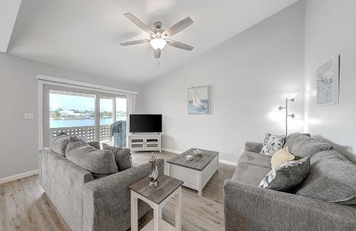 Harbor Oaks House | Little Bay Escape