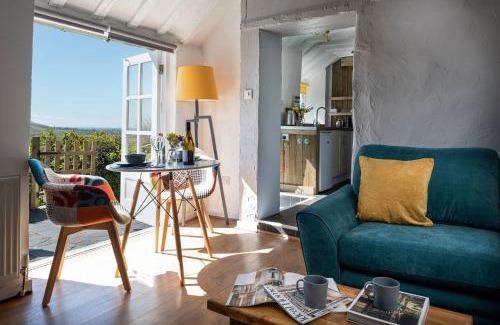 Bryn-crug House | Little Cottage - Dogs welcome - Near Tywyn