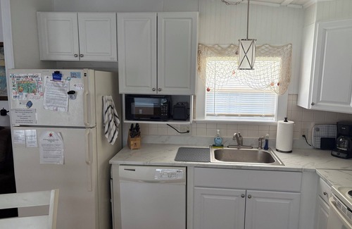 Garden City Cottage | Little cottage near the sea!