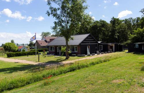 Renesse Bed & Breakfast | Little Creek