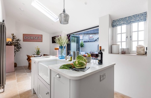 Winterborne Whitechurch Cottage | Little Dorset Cottage - situated in a beautiful rural area of Dorset