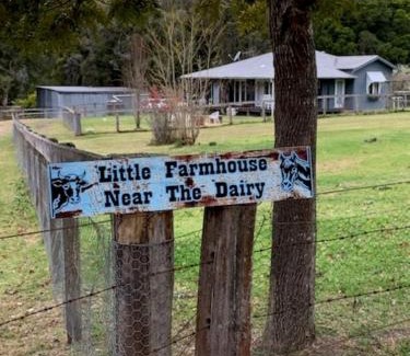 Waukivory House | Little Farmhouse Near The Dairy