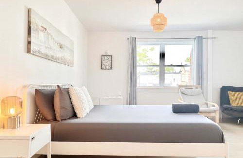 Maizerets Apartment | Little Gem 2 Beds AC 5 min Downtown