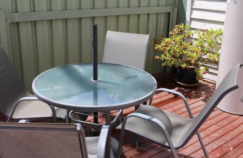 Invermay House | Little Gem City Cottage