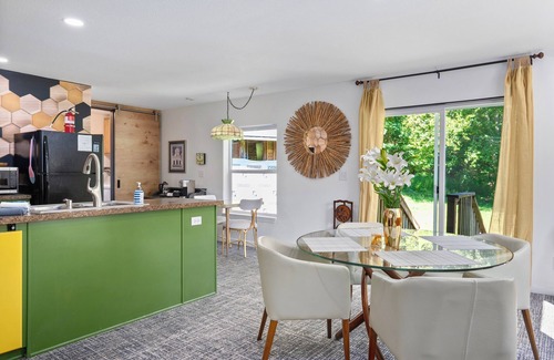 Port Angeles East House | Little Green HousenEclectic Olympic National Park Basecamp, Dogs allowed